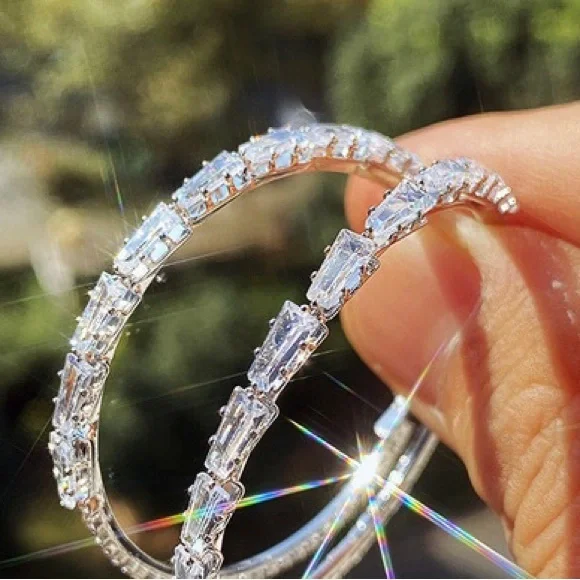 Fashion Silvery Crystal Zircon Big Hoop Earrings - Picture 2 of 3